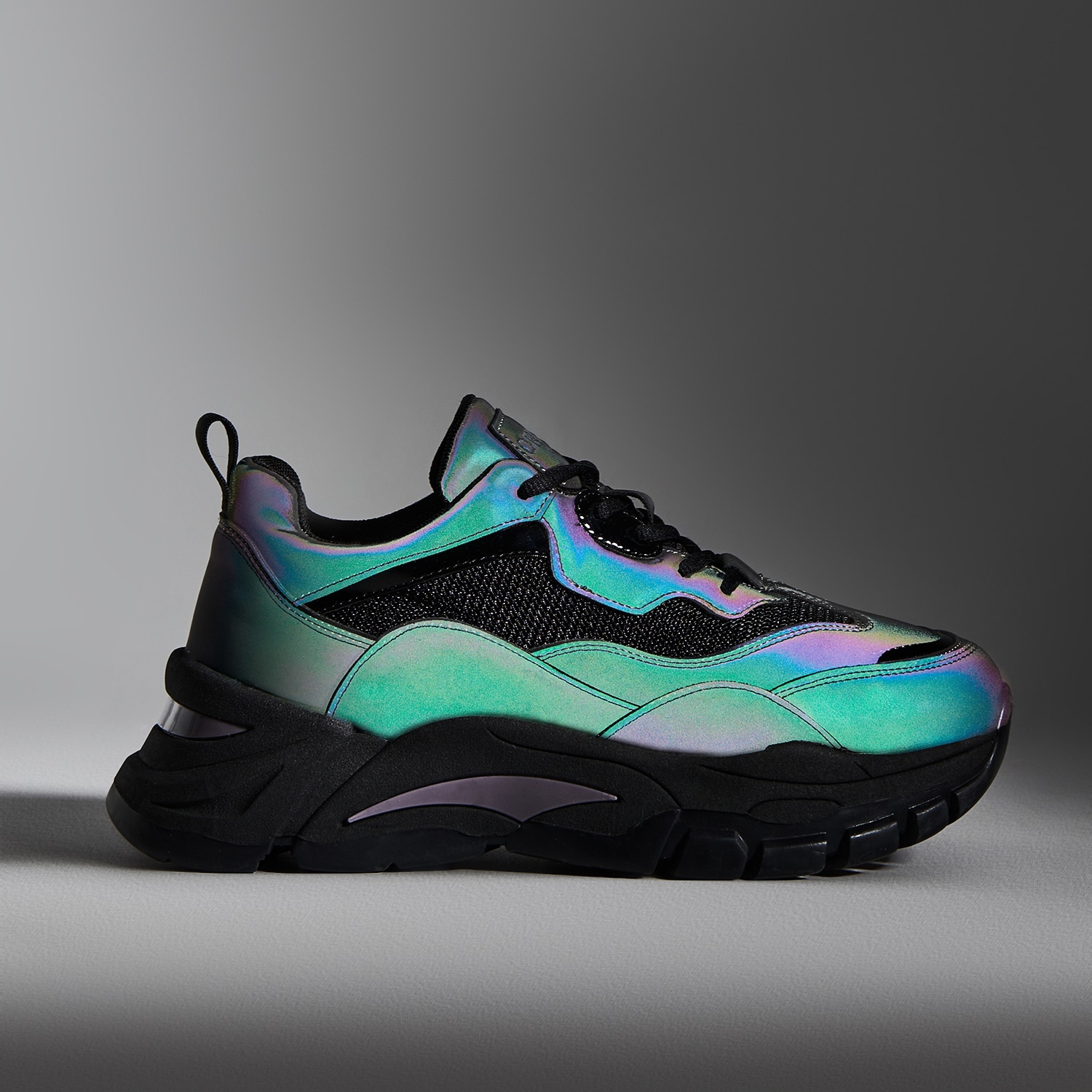 Cropp - Tenisky typu sneakers - Čierna